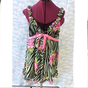 Betsy Johnson Intimates Nightgown Size Large